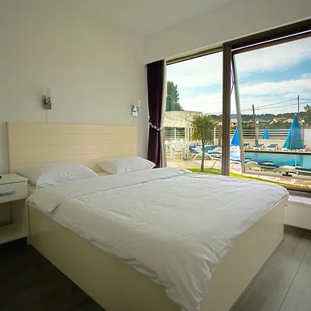 Violet Park Hotel 4*